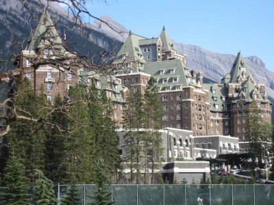 Fairmont%20Banff%20Springs%20Hotel[1].JPG