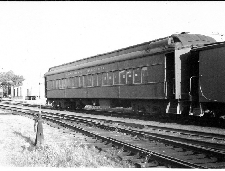 File:1303 at Kentville 31 Aug. 1973 by Barrie MacLeod.jpg