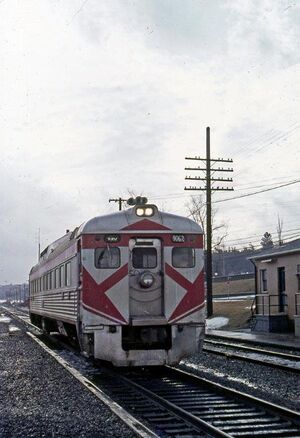 31-012b CP 9062 at Halifax, NS 770129.jpg