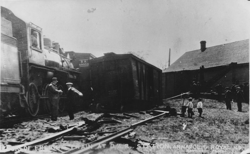File:ARWreck1.jpg