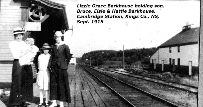 File:Barkhouse Family at Cambridge Station 1915.jpg