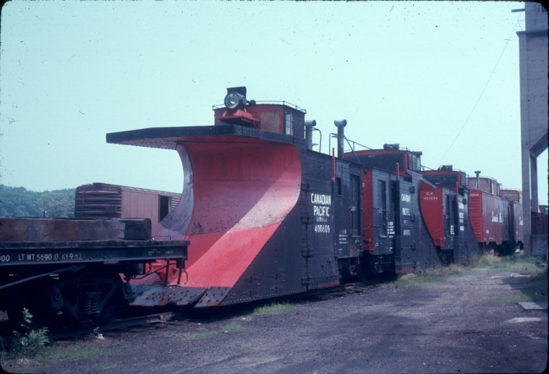 File:CP400609-401032-401038-400568-254016.jpg