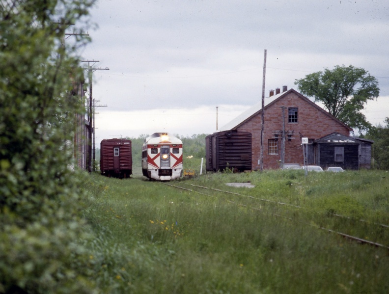 File:CPR9072 Berwick 1979.jpg