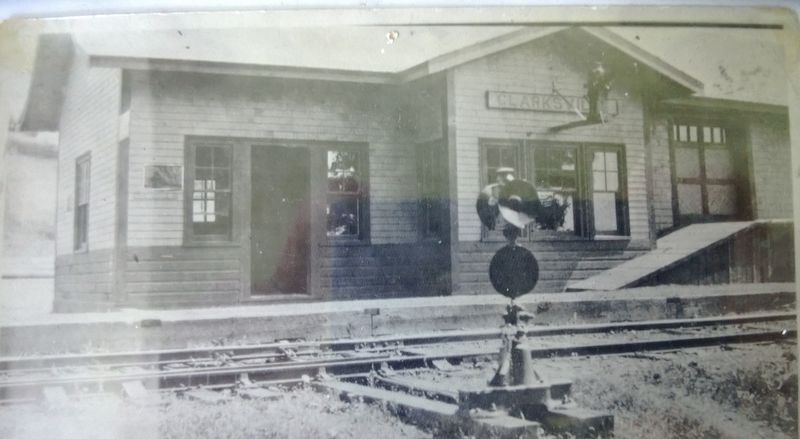 File:ClarksvilleStation-Passenger.jpg