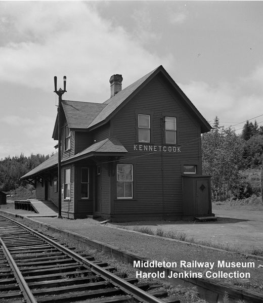 File:DAR - Kenntetcook Station East End-Harold Jenkins Photo-June1959.JPG