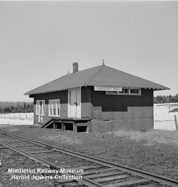 File:DAR - Princeport Road Station -Harold Jenkins Photo-9April1961.JPG