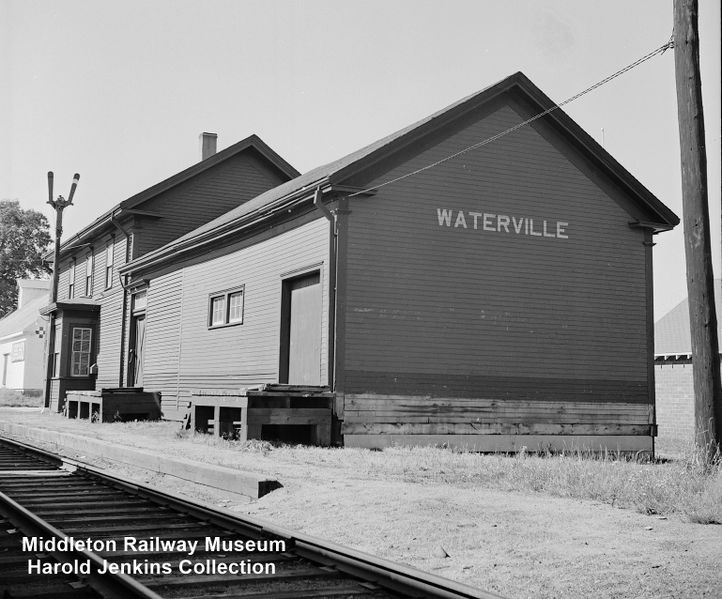 File:DAR - Waterville Station - Harold Jenkins Photo-August1958.JPG