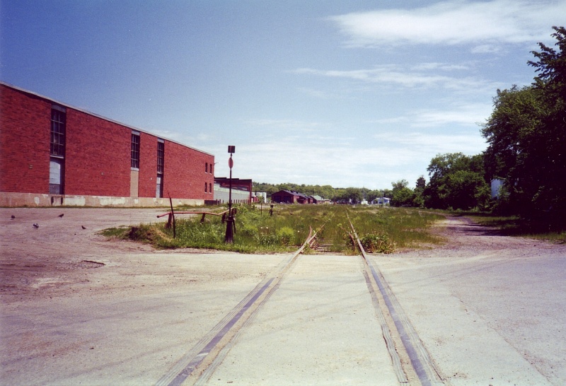 File:DAR Kentville Yard - July 1993.jpg