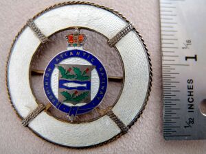 DAR Steamship Broach Front.jpg
