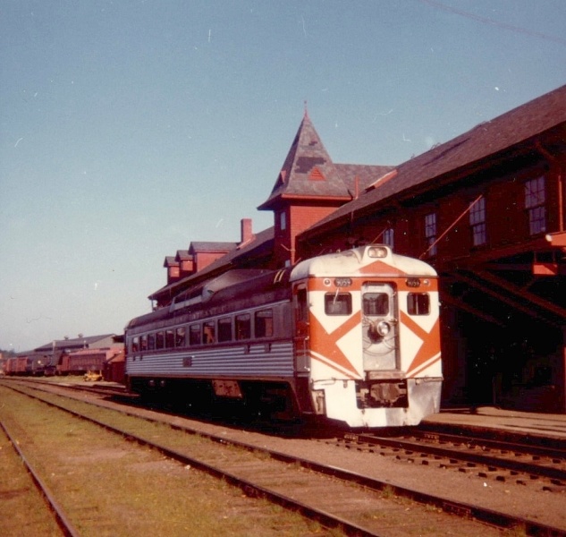 File:Dar9059b.jpg