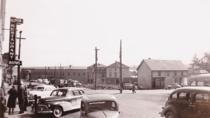 File:Digby NS Oct 1949 prob from train.jpg