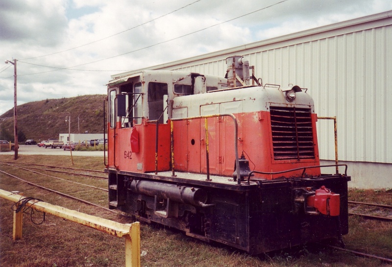 File:Fundy Gypsum 25 tonner at Mantua July 1994.jpg