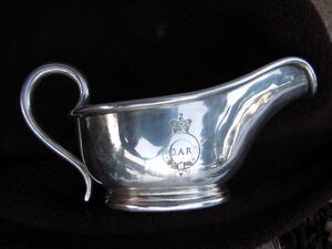 Gravy Boat 1.jpg
