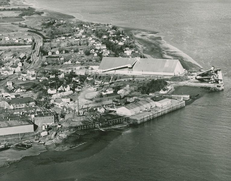 File:Hantsport Waterfront.jpg