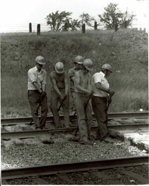 Manual maintenance at Windsor 01.jpg