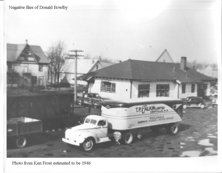 File:Middleton Station 1946.jpg
