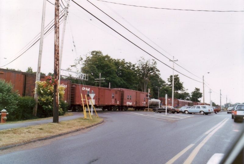 File:Mow train kingston1.jpg