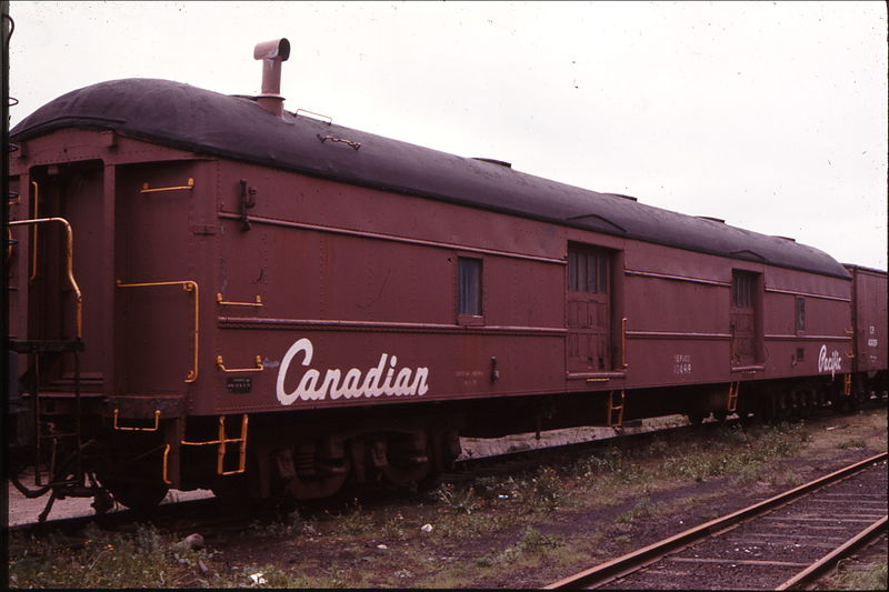 File:Slide 28 - 8 may 76.JPG