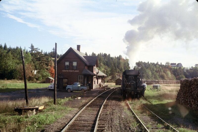 File:SouthMaitlandBallast.jpg