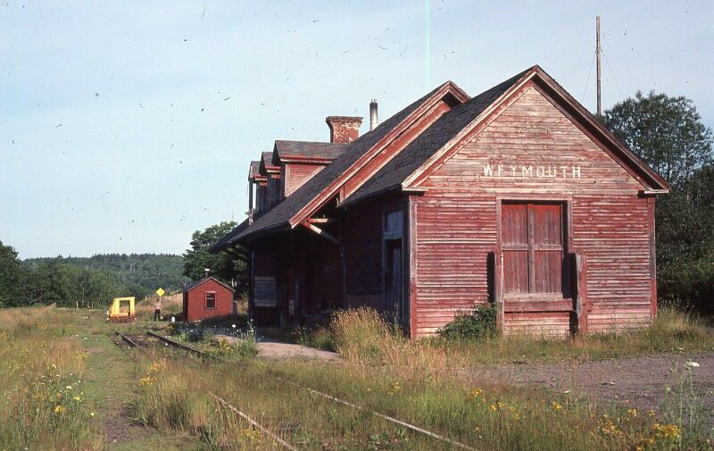 File:WeymouthStationLate.jpg