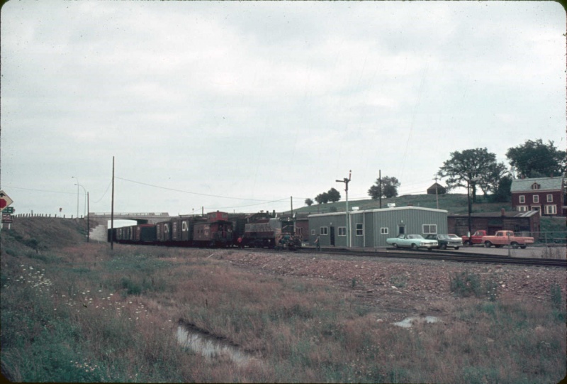 File:Windsor Station and Yard 1973.jpg