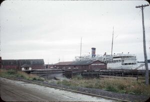 Yarmouth Wharf 1958.jpg